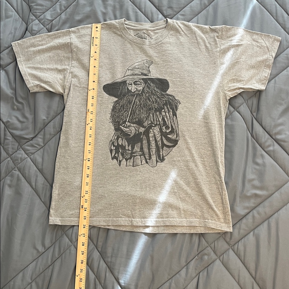 Lord of the Rings - Gandolph - Gray Graphic T-Shirt - Picture 7 of 8